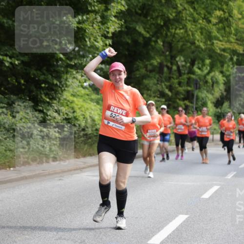 15.06.2025 - REWE Women's Run Jannik Wohlers http://msf.ph/oto/7934090 15.06.2025 10:12:04 Laufen 52 meine-sportfotos.de