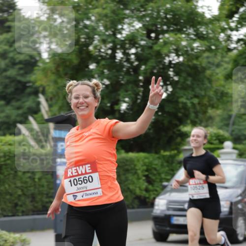 15.06.2025 - REWE Women's Run Jannik Wohlers http://msf.ph/oto/7934136 15.06.2025 08:25:32 Laufen 10560, 10525 meine-sportfotos.de