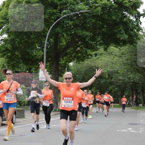 15.06.2025 - REWE Women's Run Jannik Wohlers http://msf.ph/oto/7934168 15.06.2025 08:25:33 Laufen 10144, 10442 meine-sportfotos.de