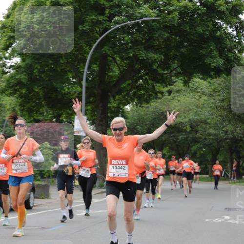 15.06.2025 - REWE Women's Run Jannik Wohlers http://msf.ph/oto/7934176 15.06.2025 08:25:33 Laufen 289, 10144, 10366, 10442 meine-sportfotos.de