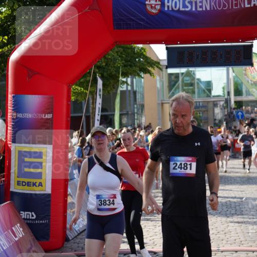 13.06.2025 - Holstenköstenlauf Felixshl http://msf.ph/oto/7934189 13.06.2025 18:03:39 Laufen 2481, 2633, 2711, 2849, 2909, 2985, 3092, 3097, 3202, 3204, 3259, 3263, 3598, 3834, 3902, 3903, 3920, 3964 meine-sportfotos.de