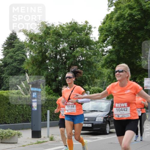 15.06.2025 - REWE Women's Run Jannik Wohlers http://msf.ph/oto/7934228 15.06.2025 08:25:34 Laufen 102, 10144, 1043, 10442, 366 meine-sportfotos.de