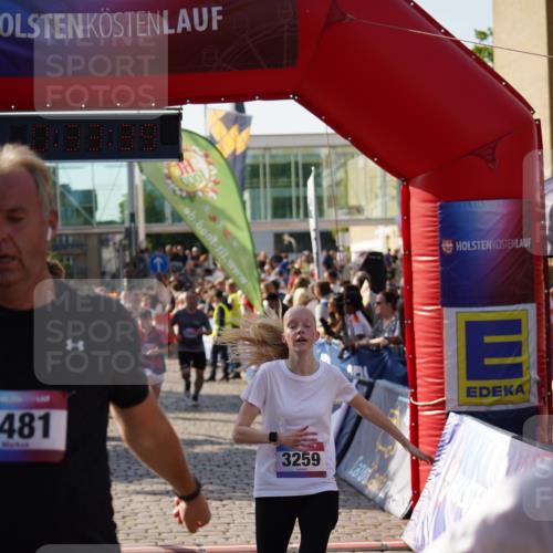 13.06.2025 - Holstenköstenlauf Felixshl http://msf.ph/oto/7934230 13.06.2025 18:03:41 Laufen 2481, 2633, 2666, 2711, 2849, 2857, 2909, 2985, 3091, 3092, 3097, 3147, 3202, 3204, 3259, 3263, 3598, 3799, 3834, 3902, 3903, 3920, 3964 meine-sportfotos.de