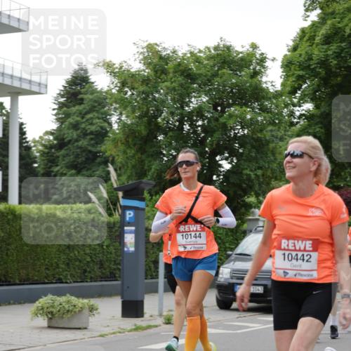 15.06.2025 - REWE Women's Run Jannik Wohlers http://msf.ph/oto/7934247 15.06.2025 08:25:34 Laufen 10144, 1043, 10442 meine-sportfotos.de