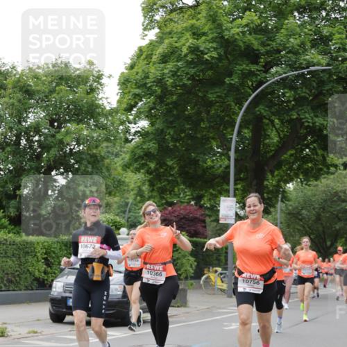 15.06.2025 - REWE Women's Run Jannik Wohlers http://msf.ph/oto/7934272 15.06.2025 08:25:35 Laufen 10672, 10588, 10366, 10756 meine-sportfotos.de
