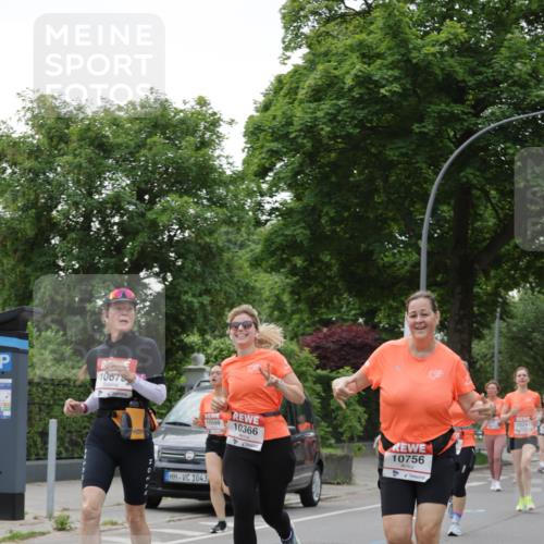 15.06.2025 - REWE Women's Run Jannik Wohlers http://msf.ph/oto/7934324 15.06.2025 08:25:36 Laufen 10675, 10588, 10366, 10756, 1043, 10241 meine-sportfotos.de