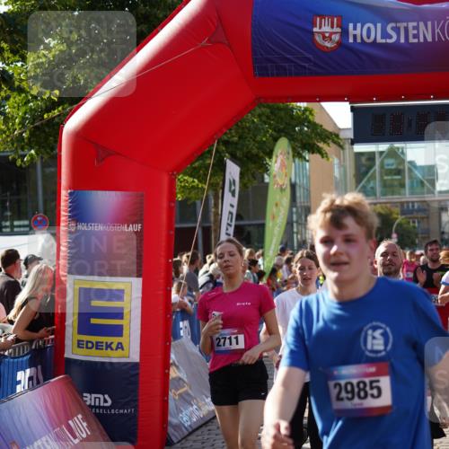 13.06.2025 - Holstenköstenlauf Felixshl http://msf.ph/oto/7934344 13.06.2025 18:03:44 Laufen 2017, 2633, 2666, 2711, 2857, 2859, 2946, 2985, 3091, 3092, 3097, 3147, 3202, 3204, 3259, 3263, 3598, 3799, 3902, 3903, 3920, 3964 meine-sportfotos.de