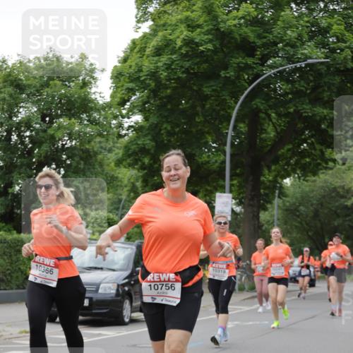 15.06.2025 - REWE Women's Run Jannik Wohlers http://msf.ph/oto/7934352 15.06.2025 08:25:36 Laufen 10366, 10756, 10241, 10319 meine-sportfotos.de