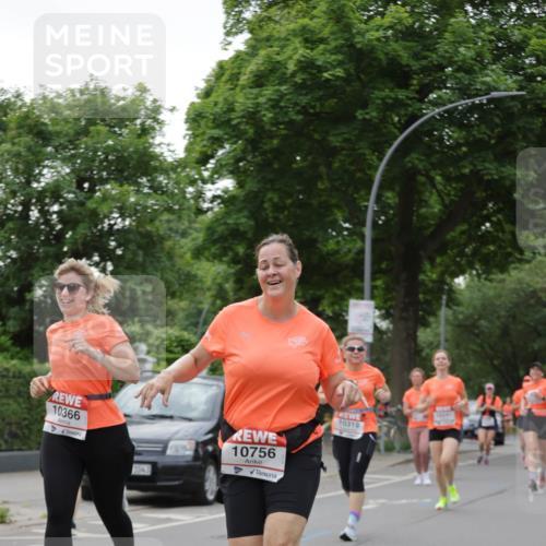 15.06.2025 - REWE Women's Run Jannik Wohlers http://msf.ph/oto/7934356 15.06.2025 08:25:36 Laufen 10366, 10756, 10241, 10319 meine-sportfotos.de