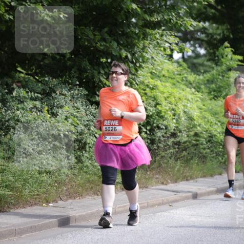 15.06.2025 - REWE Women's Run Jannik Wohlers http://msf.ph/oto/7934376 15.06.2025 10:12:16 Laufen 5026, 5380, 5376 meine-sportfotos.de