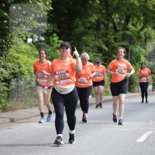 15.06.2025 - REWE Women's Run Jannik Wohlers http://msf.ph/oto/7934402 15.06.2025 10:12:18 Laufen 5380, 5376, 5379, 5391 meine-sportfotos.de