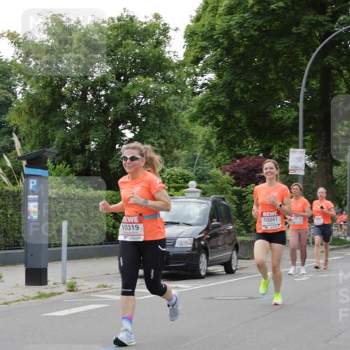 15.06.2025 - REWE Women's Run Jannik Wohlers http://msf.ph/oto/7934410 15.06.2025 08:25:38 Laufen 10319, 10241 meine-sportfotos.de