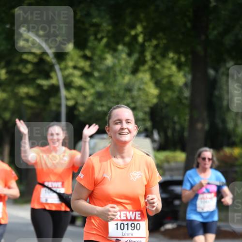 15.06.2025 - REWE Women's Run Jannik Wohlers http://msf.ph/oto/7934412 15.06.2025 09:52:10 Laufen 10190 meine-sportfotos.de