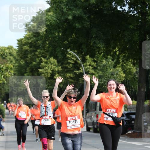 15.06.2025 - REWE Women's Run Jannik Wohlers http://msf.ph/oto/7934472 15.06.2025 09:52:11 Laufen 10018, 10810, 10385, 40384 meine-sportfotos.de