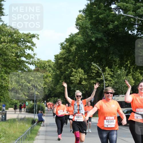 15.06.2025 - REWE Women's Run Jannik Wohlers http://msf.ph/oto/7934513 15.06.2025 09:52:12 Laufen 10810, 10385 meine-sportfotos.de
