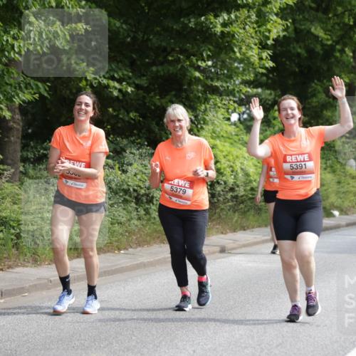 15.06.2025 - REWE Women's Run Jannik Wohlers http://msf.ph/oto/7934610 15.06.2025 10:12:22 Laufen 3329, 5379, 5391, 6296, 5541 meine-sportfotos.de