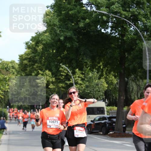 15.06.2025 - REWE Women's Run Jannik Wohlers http://msf.ph/oto/7934625 15.06.2025 09:52:20 Laufen 10671, 10345 meine-sportfotos.de