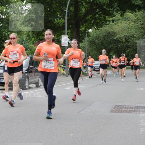 15.06.2025 - REWE Women's Run Jannik Wohlers http://msf.ph/oto/7934629 15.06.2025 08:25:45 Laufen 10775, 10795, 43, 10245 meine-sportfotos.de