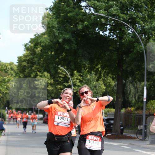 15.06.2025 - REWE Women's Run Jannik Wohlers http://msf.ph/oto/7934650 15.06.2025 09:52:21 Laufen 10671, 36, 10345 meine-sportfotos.de