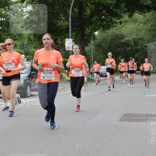 15.06.2025 - REWE Women's Run Jannik Wohlers http://msf.ph/oto/7934653 15.06.2025 08:25:45 Laufen 10775, 10245, 0193, 10795 meine-sportfotos.de