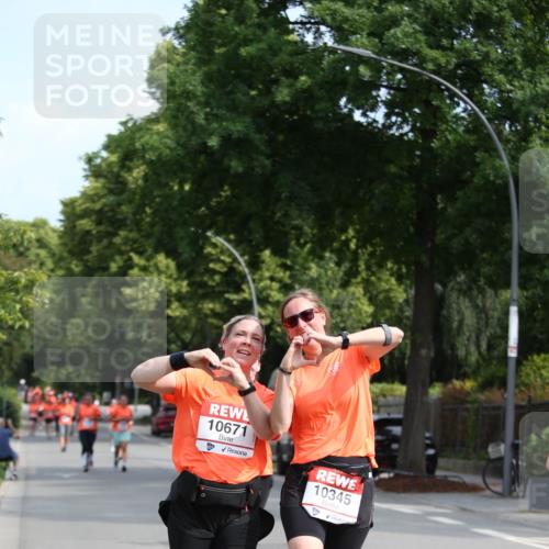 15.06.2025 - REWE Women's Run Jannik Wohlers http://msf.ph/oto/7934654 15.06.2025 09:52:21 Laufen 10671, 10345 meine-sportfotos.de