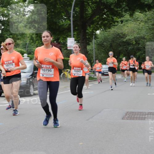 15.06.2025 - REWE Women's Run Jannik Wohlers http://msf.ph/oto/7934664 15.06.2025 08:25:45 Laufen 10775, 10795, 10245 meine-sportfotos.de