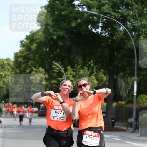 15.06.2025 - REWE Women's Run Jannik Wohlers http://msf.ph/oto/7934667 15.06.2025 09:52:21 Laufen 10671, 10345 meine-sportfotos.de