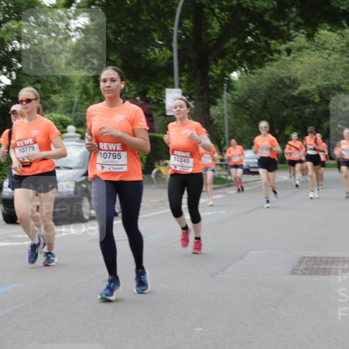 15.06.2025 - REWE Women's Run Jannik Wohlers http://msf.ph/oto/7934672 15.06.2025 08:25:45 Laufen 10775, 10795, 10245 meine-sportfotos.de