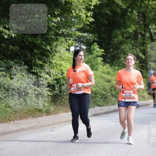 15.06.2025 - REWE Women's Run Jannik Wohlers http://msf.ph/oto/7934697 15.06.2025 10:12:27 Laufen 5630, 5250, 5541 meine-sportfotos.de