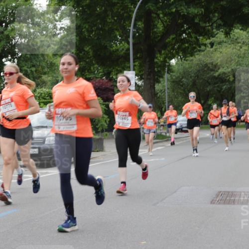15.06.2025 - REWE Women's Run Jannik Wohlers http://msf.ph/oto/7934701 15.06.2025 08:25:45 Laufen 10775, 1043, 10245, 10176 meine-sportfotos.de