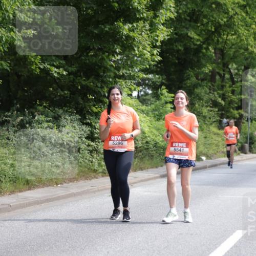 15.06.2025 - REWE Women's Run Jannik Wohlers http://msf.ph/oto/7934768 15.06.2025 10:12:27 Laufen 5630, 5296, 5541 meine-sportfotos.de