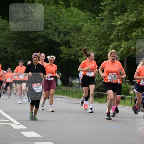 15.06.2025 - REWE Women's Run Dr. Thomas Lammeyer http://msf.ph/oto/7934769 15.06.2025 09:18:49 Laufen 10847, 10251, 10355, 10 meine-sportfotos.de