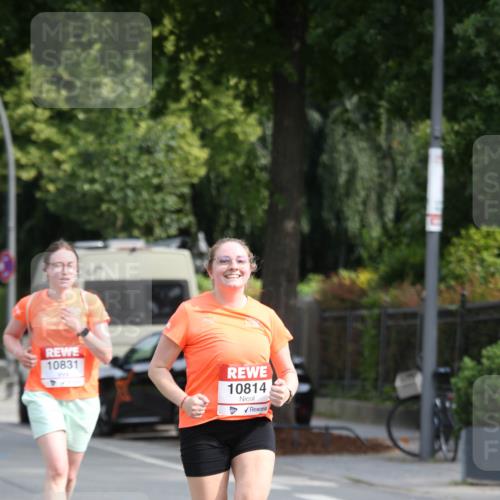 15.06.2025 - REWE Women's Run Jannik Wohlers http://msf.ph/oto/7934798 15.06.2025 09:52:38 Laufen 10831, 10814 meine-sportfotos.de