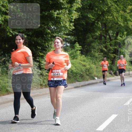 15.06.2025 - REWE Women's Run Jannik Wohlers http://msf.ph/oto/7934847 15.06.2025 10:12:29 Laufen 5296, 5541 meine-sportfotos.de