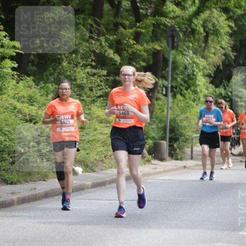 15.06.2025 - REWE Women's Run Jannik Wohlers http://msf.ph/oto/7934869 15.06.2025 10:12:31 Laufen 5469, 5255, 5521, 5103, 6041 meine-sportfotos.de
