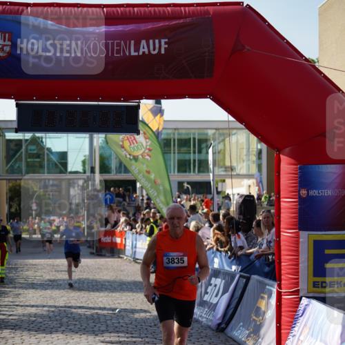 13.06.2025 - Holstenköstenlauf Felixshl http://msf.ph/oto/7934885 13.06.2025 18:04:08 Laufen 2369, 2580, 3009, 3835 meine-sportfotos.de