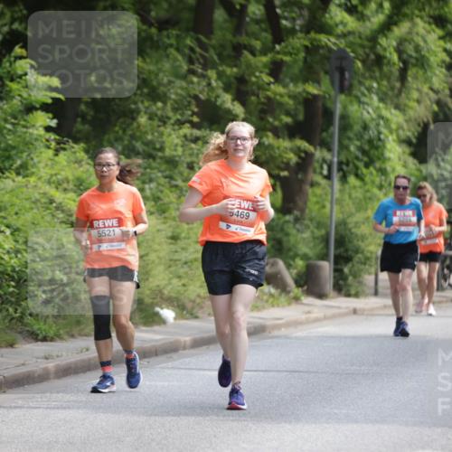 15.06.2025 - REWE Women's Run Jannik Wohlers http://msf.ph/oto/7934914 15.06.2025 10:12:31 Laufen 5521, 2008, 5469, 5255 meine-sportfotos.de