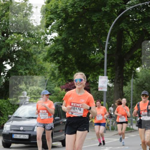 15.06.2025 - REWE Women's Run Jannik Wohlers http://msf.ph/oto/7934927 15.06.2025 08:25:49 Laufen 1043, 10193, 10176, 1016 meine-sportfotos.de
