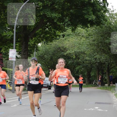 15.06.2025 - REWE Women's Run Jannik Wohlers http://msf.ph/oto/7934973 15.06.2025 08:25:49 Laufen 10069, 10754 meine-sportfotos.de