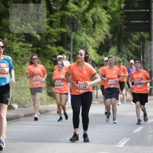 15.06.2025 - REWE Women's Run Jannik Wohlers http://msf.ph/oto/7934993 15.06.2025 10:12:38 Laufen 5255, 5094, 5193, 5041, 5039, 5108, 5040 meine-sportfotos.de