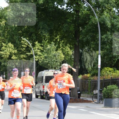 15.06.2025 - REWE Women's Run Jannik Wohlers http://msf.ph/oto/7935020 15.06.2025 09:52:52 Laufen 10303, 10633, 108 meine-sportfotos.de