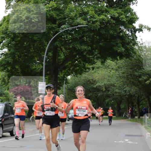 15.06.2025 - REWE Women's Run Jannik Wohlers http://msf.ph/oto/7935021 15.06.2025 08:25:50 Laufen 10016, 069, 10070, 10754 meine-sportfotos.de