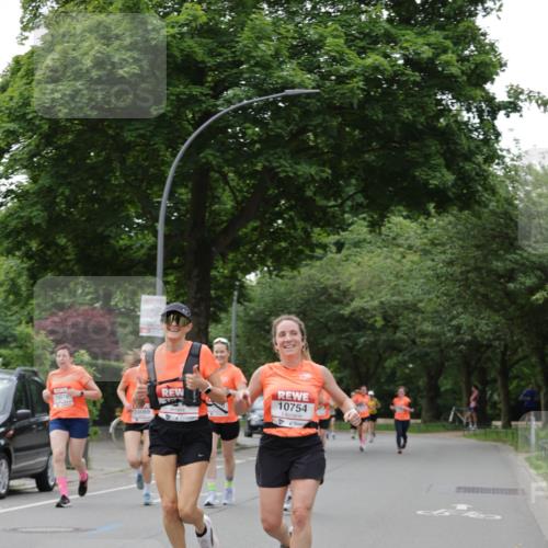 15.06.2025 - REWE Women's Run Jannik Wohlers http://msf.ph/oto/7935025 15.06.2025 08:25:50 Laufen 10016, 10069, 10754 meine-sportfotos.de