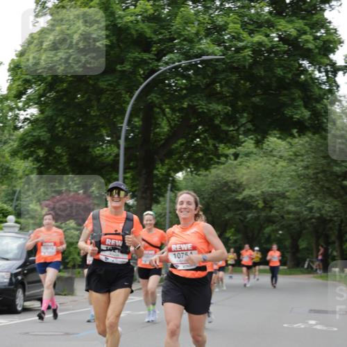 15.06.2025 - REWE Women's Run Jannik Wohlers http://msf.ph/oto/7935051 15.06.2025 08:25:50 Laufen 10754 meine-sportfotos.de