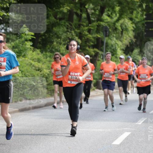 15.06.2025 - REWE Women's Run Jannik Wohlers http://msf.ph/oto/7935055 15.06.2025 10:12:40 Laufen 5255, 5041, 5040, 510, 5039 meine-sportfotos.de
