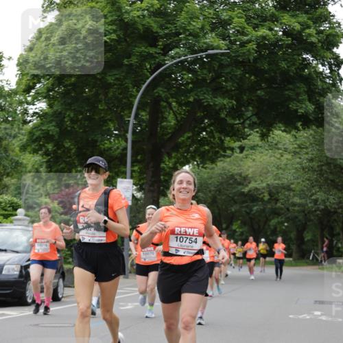 15.06.2025 - REWE Women's Run Jannik Wohlers http://msf.ph/oto/7935080 15.06.2025 08:25:51 Laufen 10016, 10070, 10754 meine-sportfotos.de