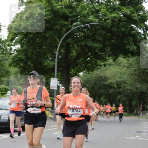 15.06.2025 - REWE Women's Run Jannik Wohlers http://msf.ph/oto/7935092 15.06.2025 08:25:51 Laufen 10754 meine-sportfotos.de