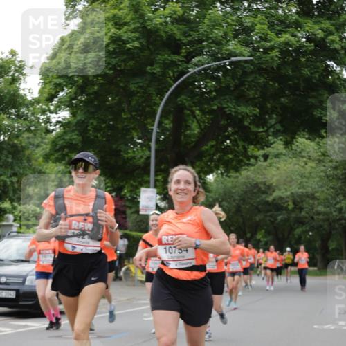 15.06.2025 - REWE Women's Run Jannik Wohlers http://msf.ph/oto/7935112 15.06.2025 08:25:51 Laufen 1043, 10016, 1007, 10754 meine-sportfotos.de