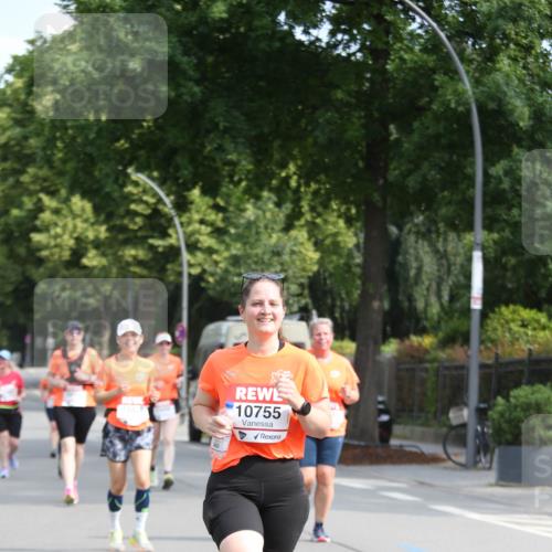 15.06.2025 - REWE Women's Run Jannik Wohlers http://msf.ph/oto/7935145 15.06.2025 09:52:57 Laufen 10755 meine-sportfotos.de