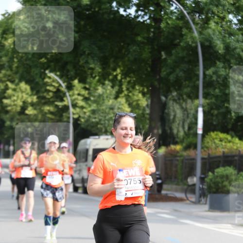 15.06.2025 - REWE Women's Run Jannik Wohlers http://msf.ph/oto/7935176 15.06.2025 09:52:58 Laufen 0755 meine-sportfotos.de